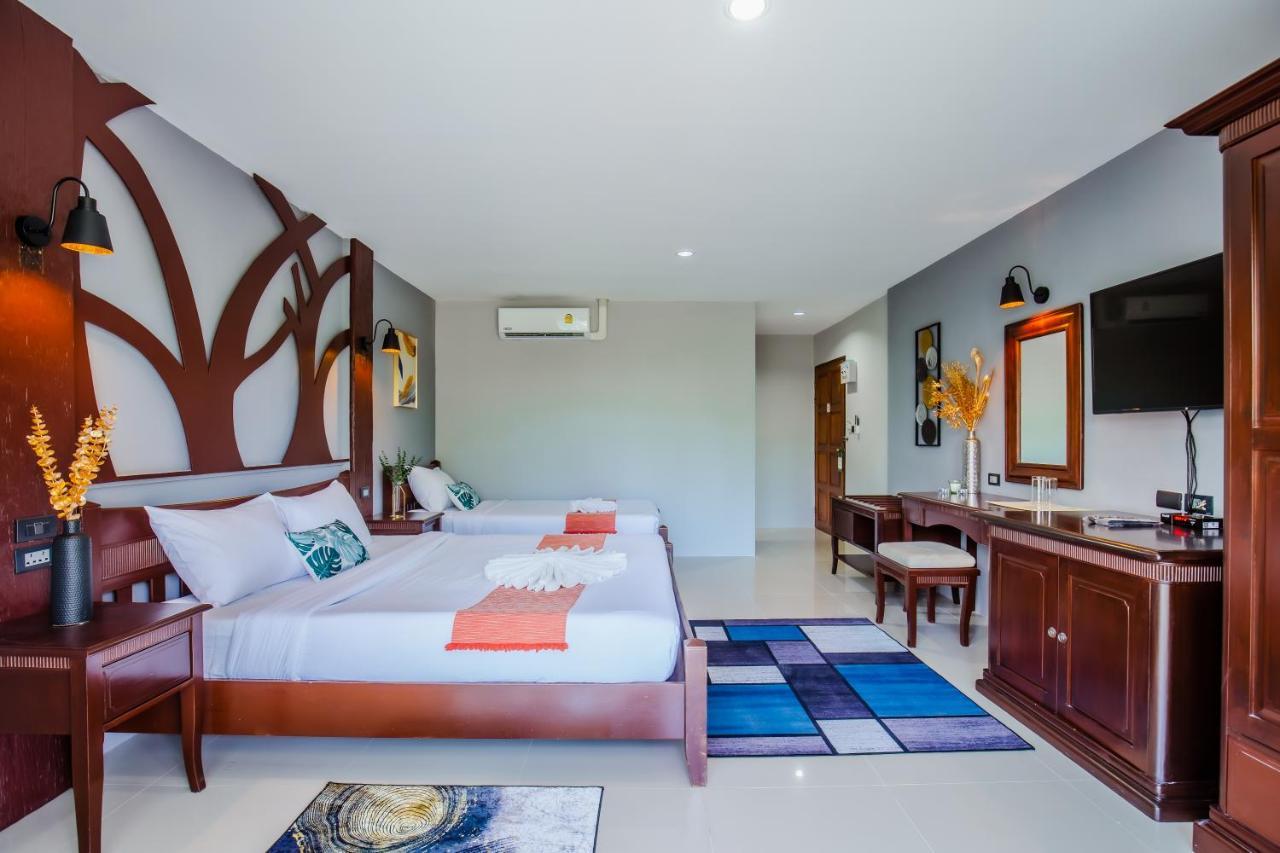 Time Out Hotel Patong Eksteriør bilde